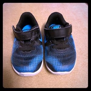 Infant boys Nike shoes